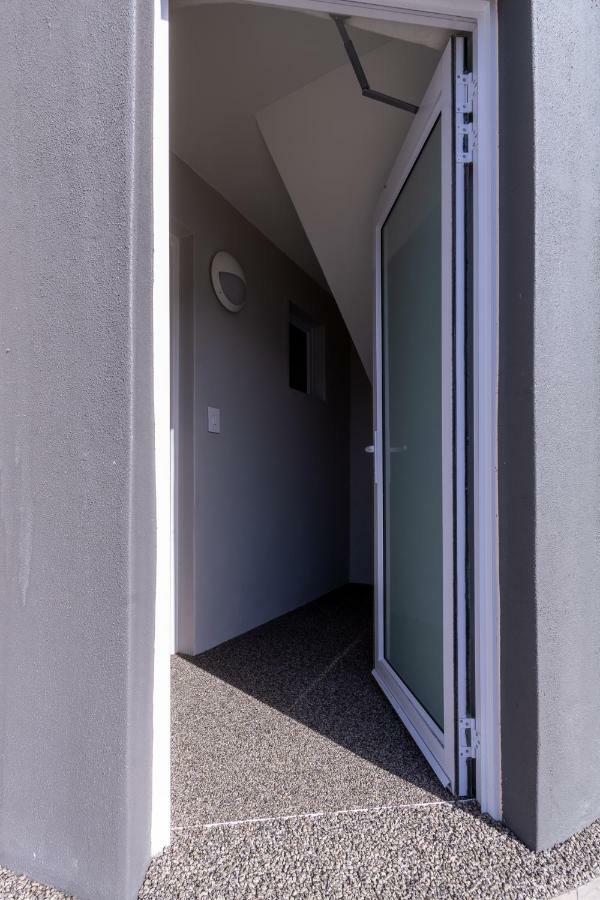 Small Bay Beach Suites Kapstadt Exterior foto